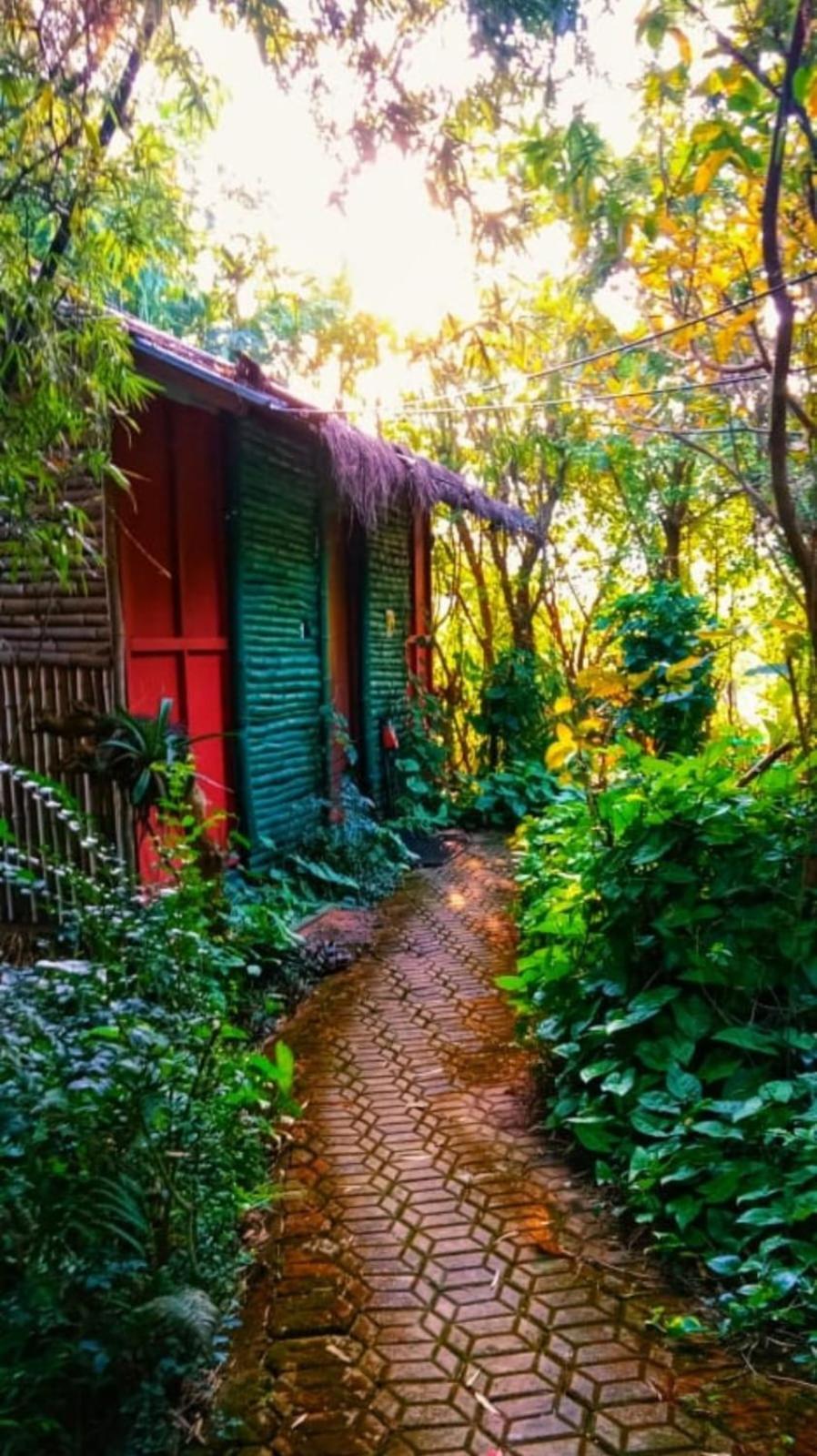 Koomankolly Resort Thirunelly Экстерьер фото