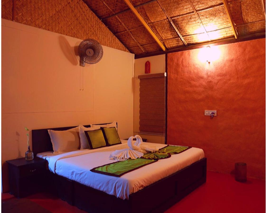 Koomankolly Resort Thirunelly Экстерьер фото